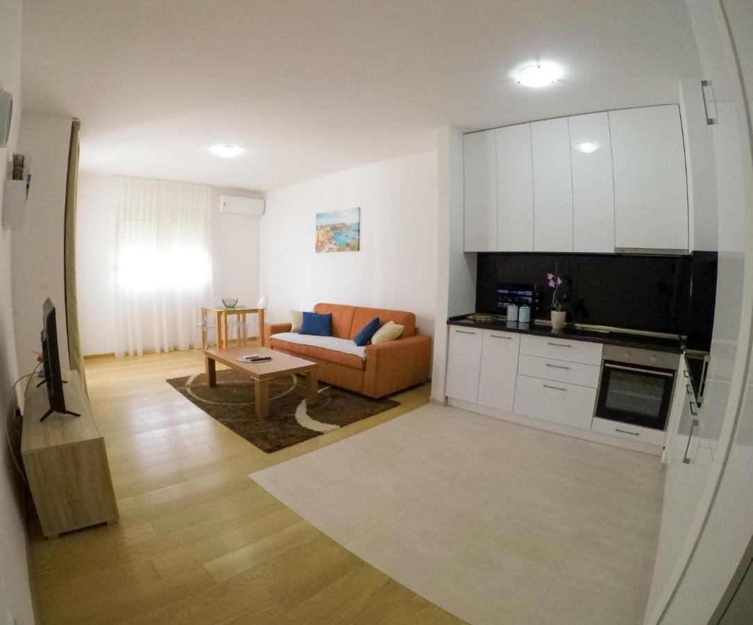 Apartments Milica Bečići Ngoại thất bức ảnh